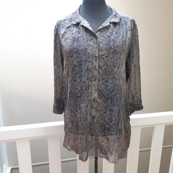 Aritzia Wilfred Giulia 100% Silk Snakeskin Blouse - Picture 5 of 6